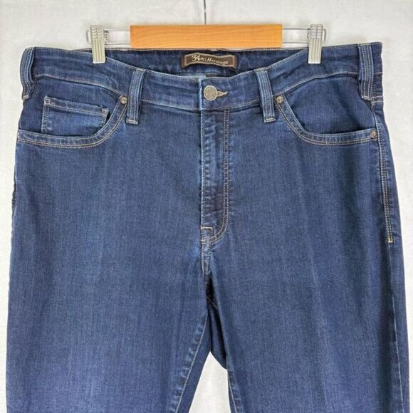 34 Heritage Men's Charisma Comfort-Rise Classic Jeans Size 36 x 30" Inseam - Picture 2 of 14